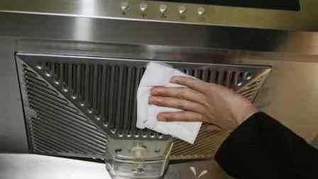 深入了解大型油烟机管道清洗的重要性与实用技巧